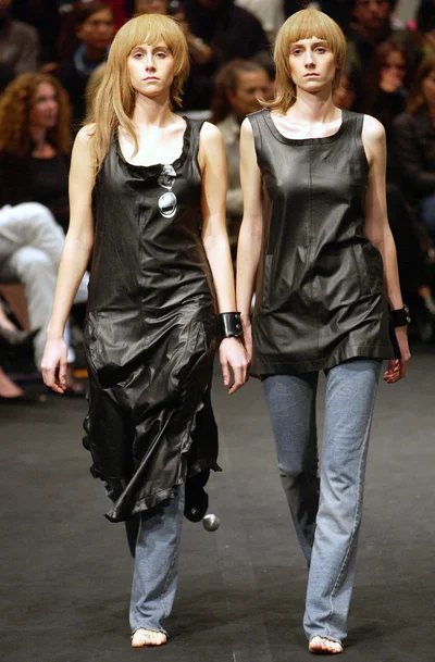 Look 16